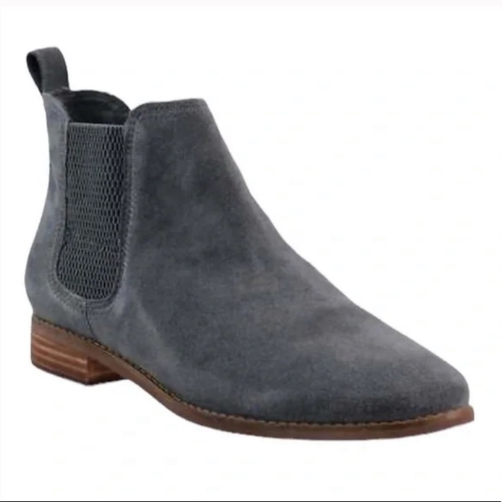 TOMS Ella Suede Chelsea Boots